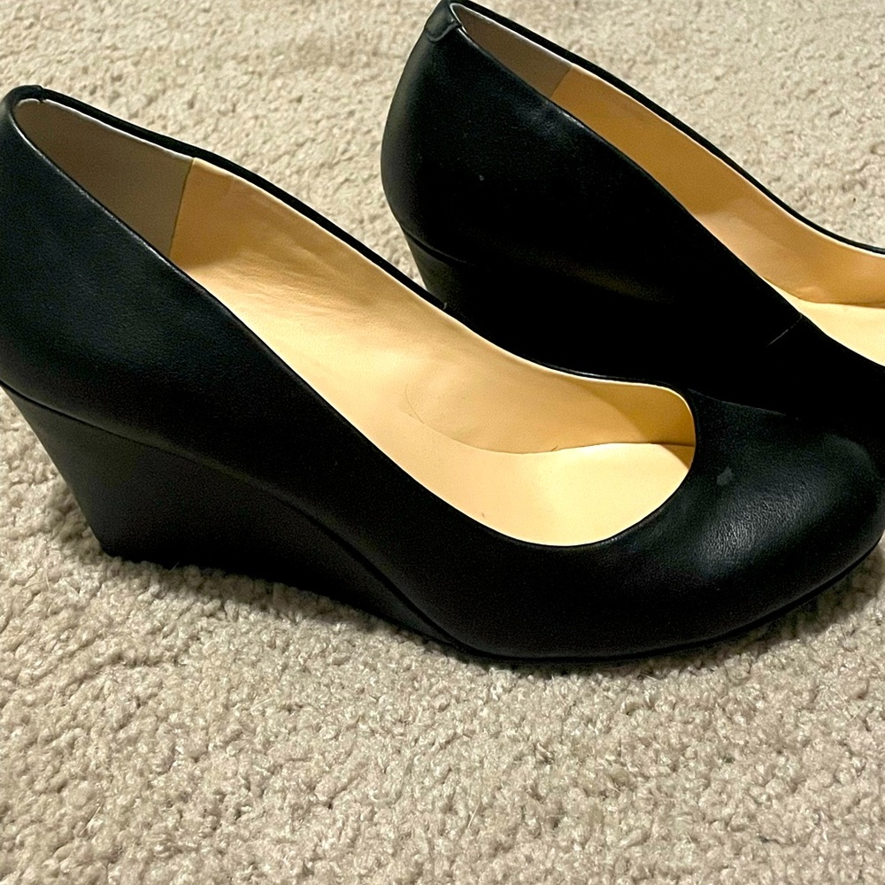 Good used condition size 8 Jessica Simpson wedges